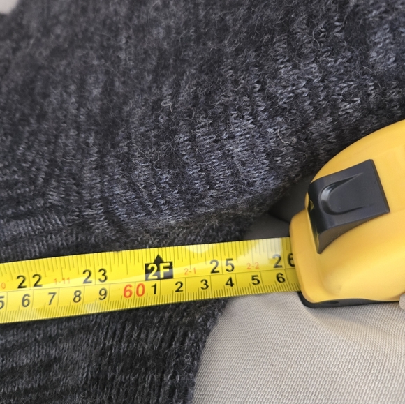 Euc Paka Men's Dark Gray Hooded Sweater Sz L. Soft And Cozy. - Picture 8 of 9